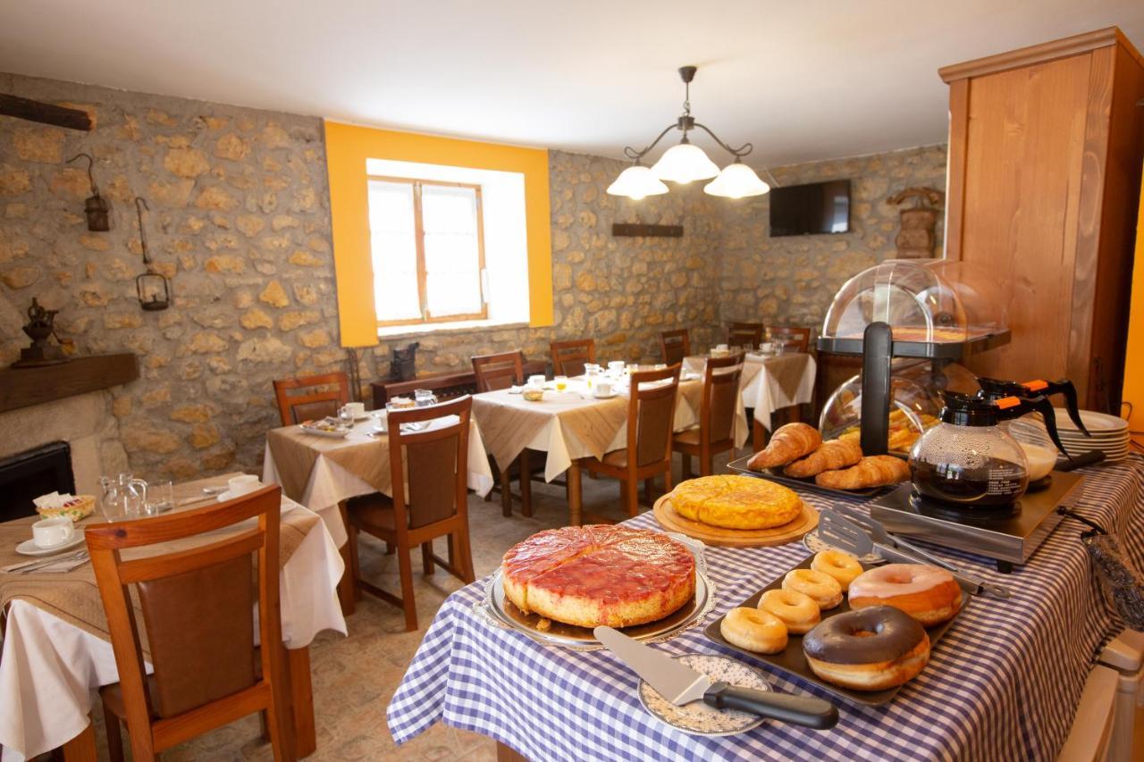 فندق La Casona De Cardes Onís المظهر الخارجي الصورة