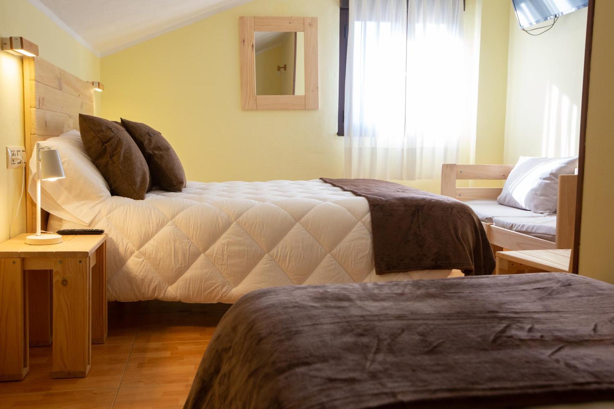 فندق La Casona De Cardes Onís المظهر الخارجي الصورة